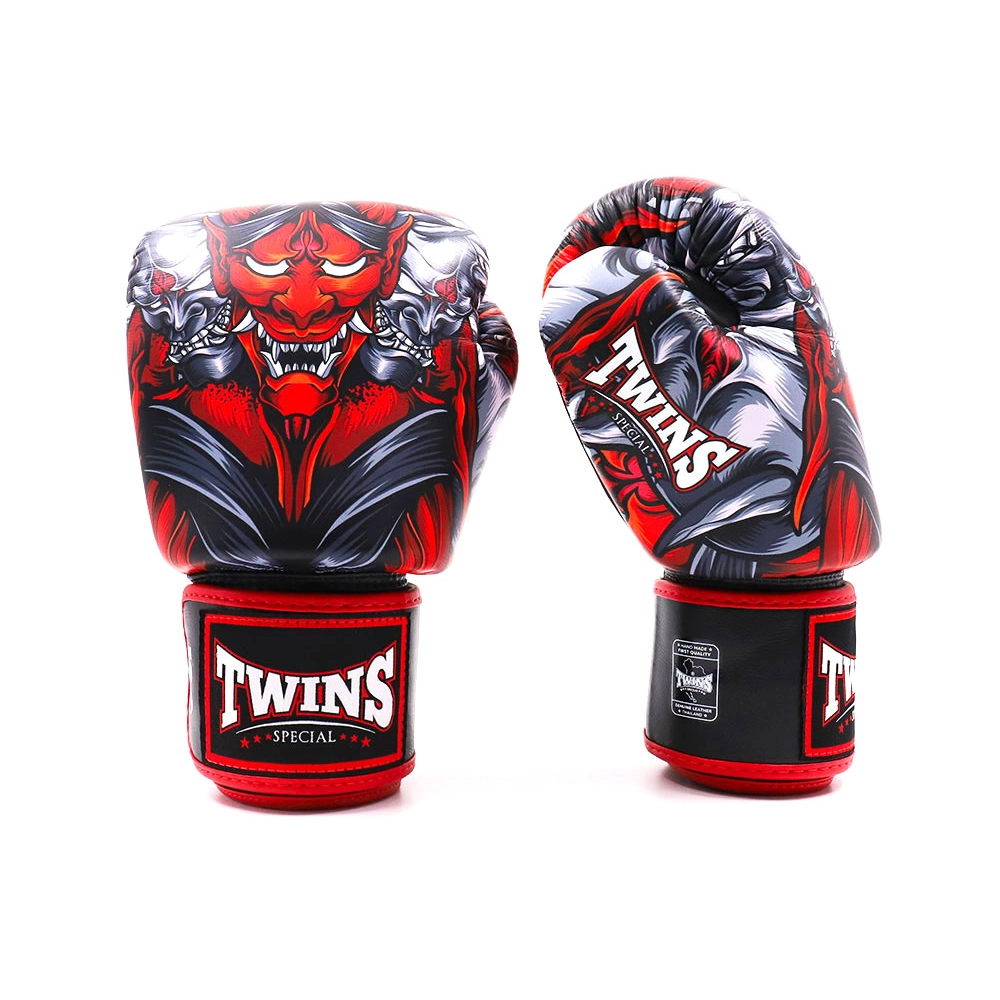 Twins FBGVL3-58 Red Kabuki Muay Thai Boxing Gloves 4 Twins FBGVL3-58 Red Kabuki Muay Thai Boxing Gloves - Image 2