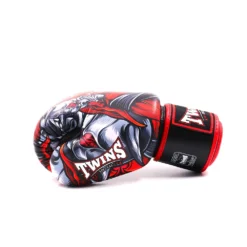 Twins FBGVL3-58 Red Kabuki Muay Thai Boxing Gloves 9 Twins FBGVL3-58 Red Kabuki Muay Thai Boxing Gloves -Fight Shop Direct fbgvl3 58 rd 3