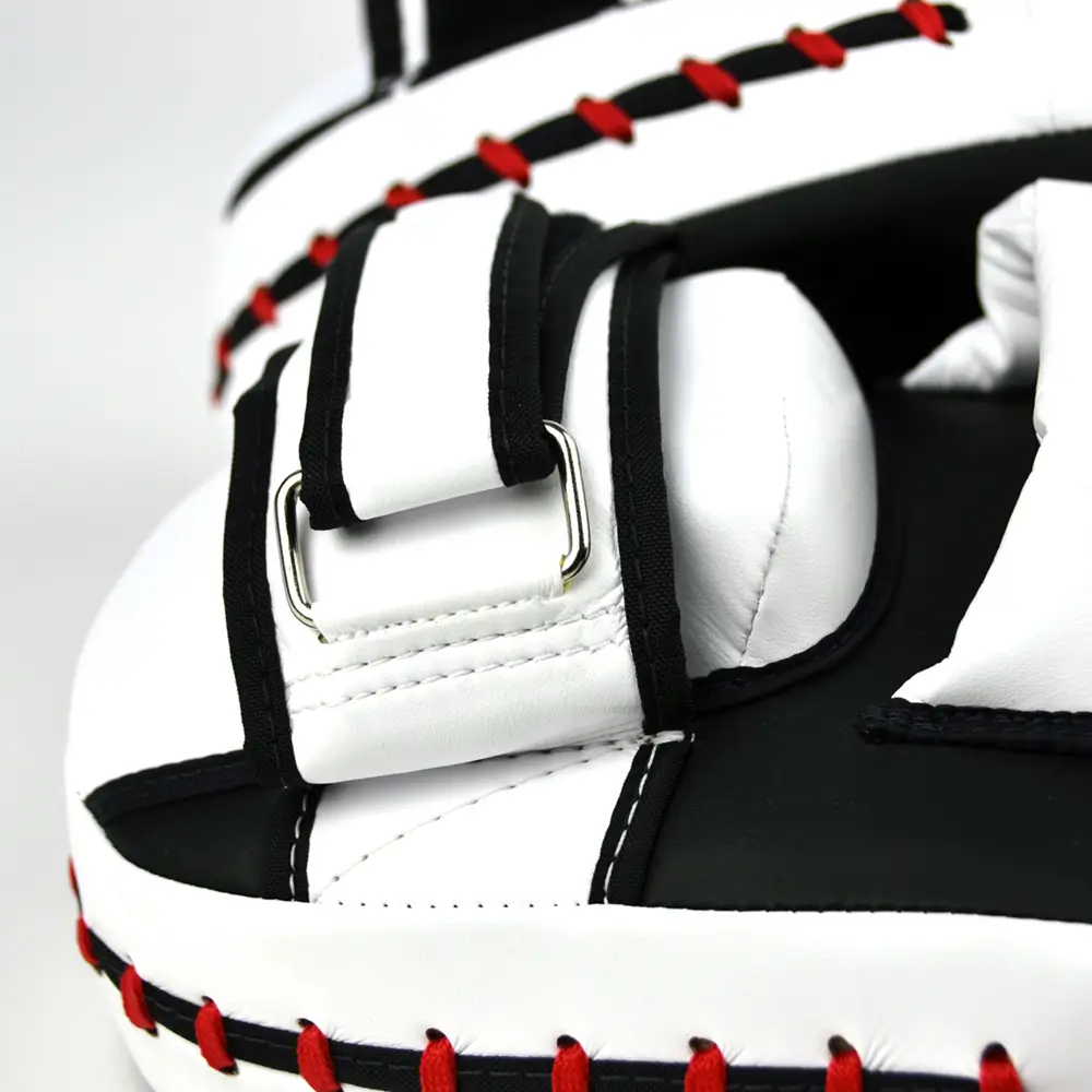 Fairtex FMV13 Maximized Focus Mitts Black-White 6 Fairtex FMV13 Maximized Focus Mitts Black-White - Image 4