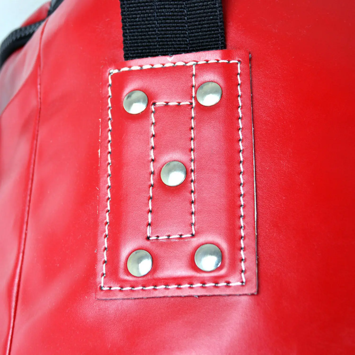 Fairtex HB6 Red 6ft Muay Thai Banana Bag (FILLED) 5 Fairtex HB6 Red 6ft Muay Thai Banana Bag (FILLED) - Image 3